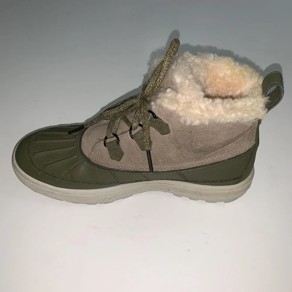 Nike Woodside Boots Womens 8 Green Suede Faux Fur Lined Winter 537345-200